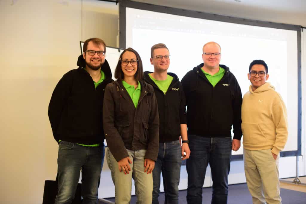 5 employees who gave flash talks